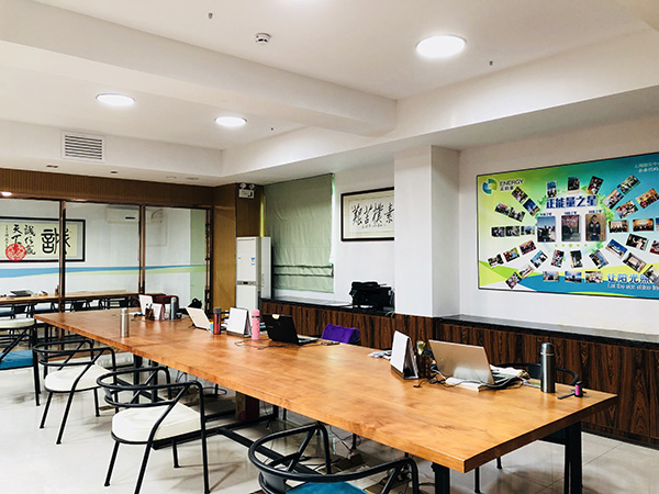 正能量无电照明系统.jpg 正能量无电照明系统.jpg